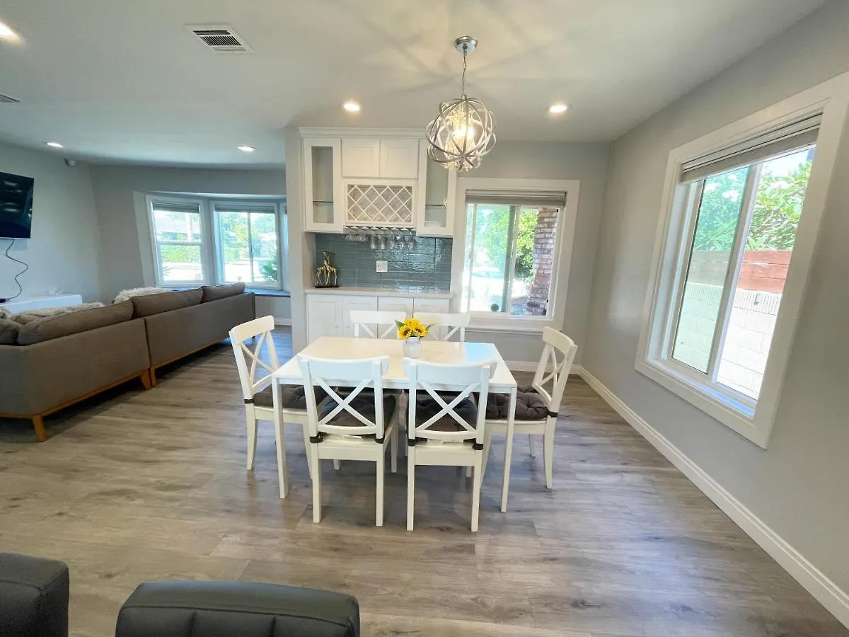 Home For Best Vacations In California Disneyland 3 Bedroom Anaheim