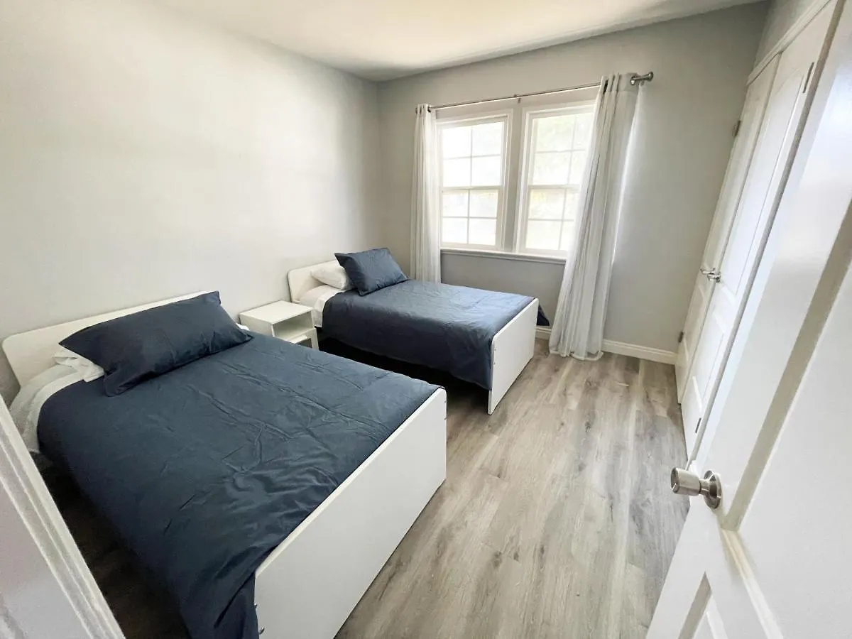 Home For Best Vacations In California Disneyland 3 Bedroom Anaheim
