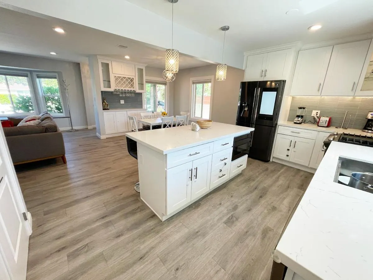 Home For Best Vacations In California Disneyland 3 Bedroom Anaheim 0*,  United States